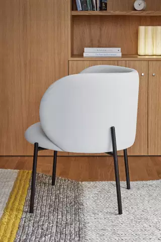 Teulat Mogi dizajnová čalúnená stolička 1
