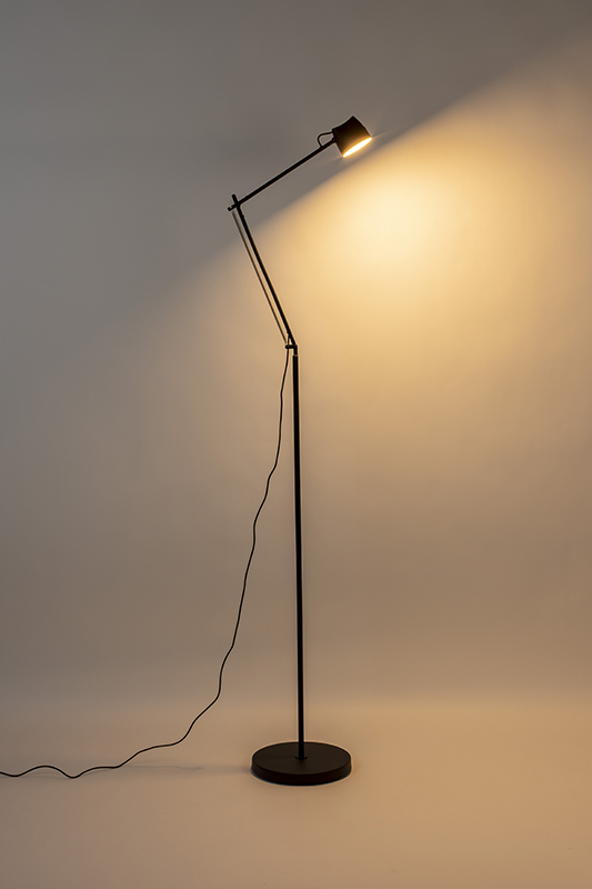 WL-Living Logan dizajnová stojanová lampa 10